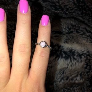 Pandora Ring